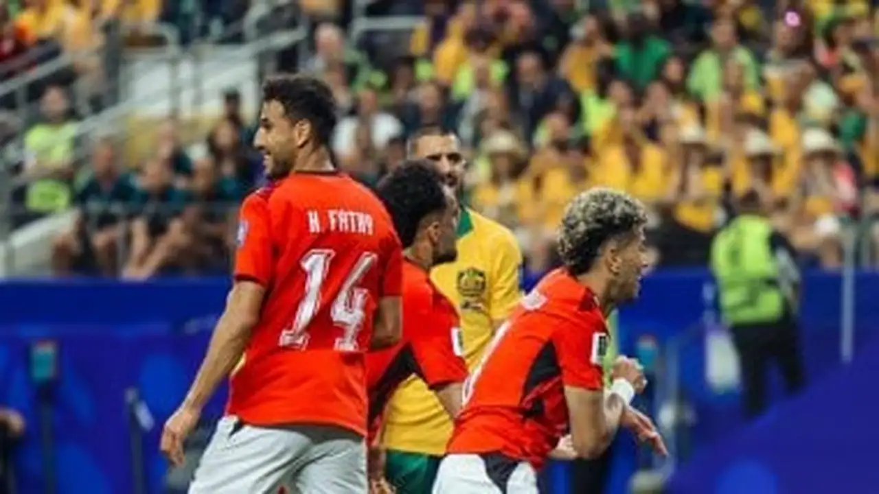 منتخب مصر يتقدم على أستراليا 1-0 بعد 30 دقيقة من المباراة